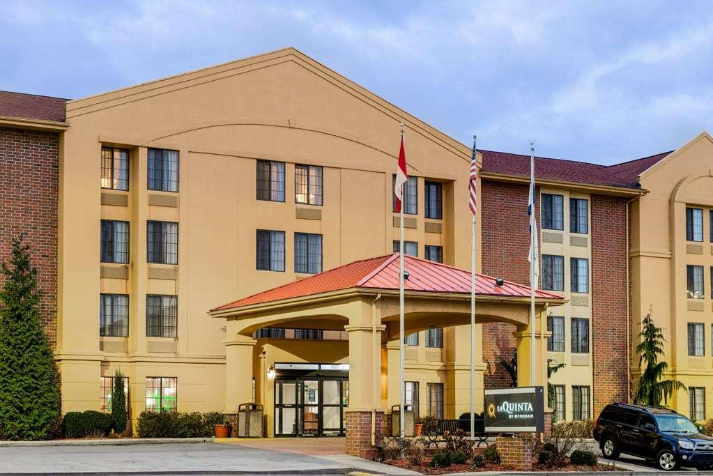 La Quinta Inn & Suites - New River Gorge National Park Summersville Exterior photo