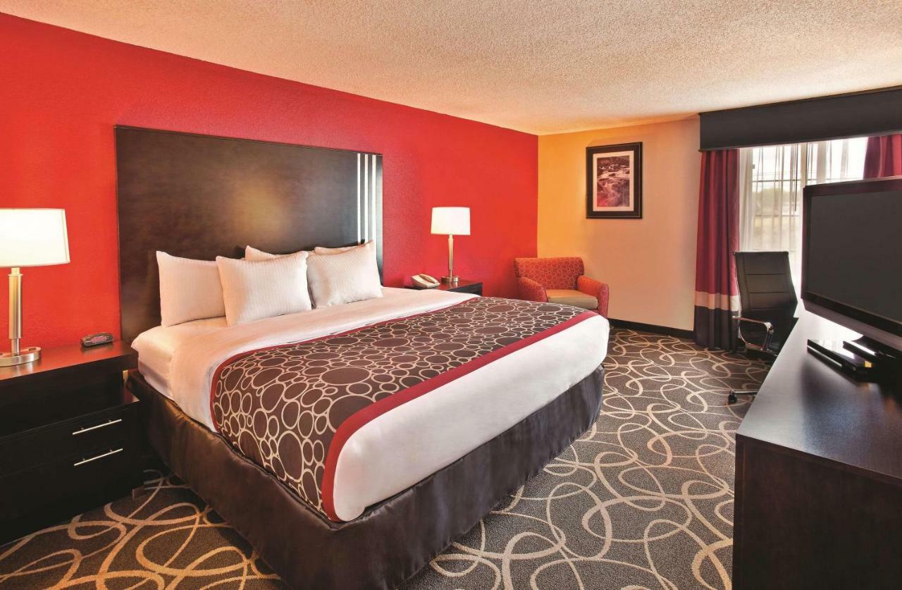 La Quinta Inn & Suites - New River Gorge National Park Summersville Exterior photo